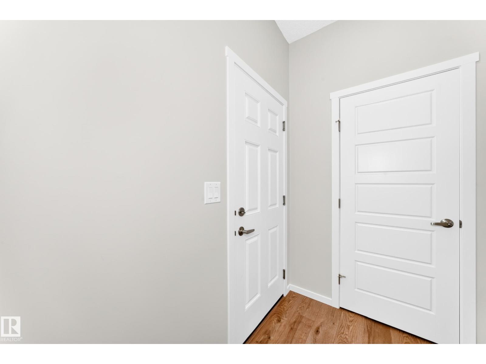 1061 Wolf Willow WY - 27