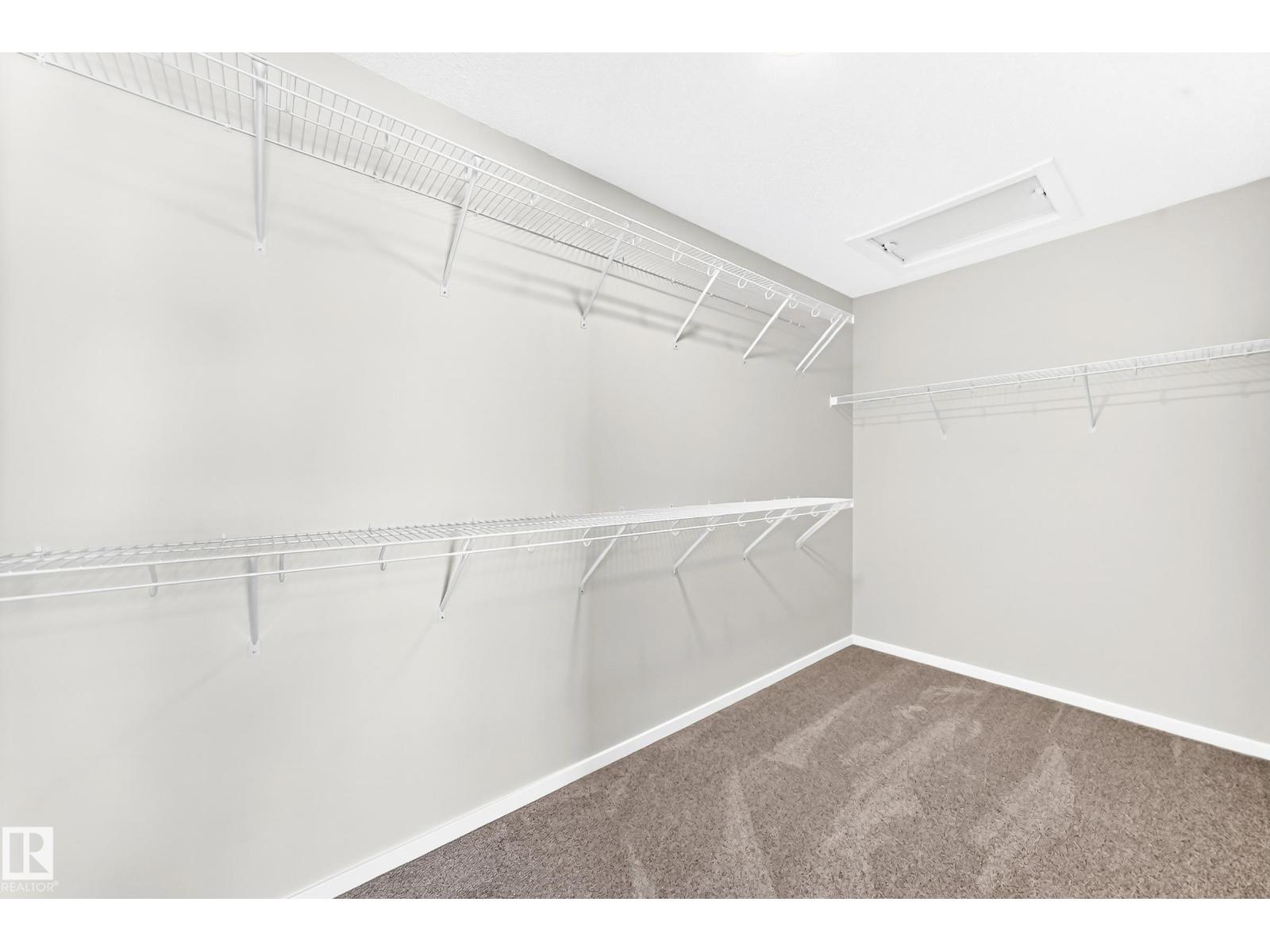1061 Wolf Willow WY - 31