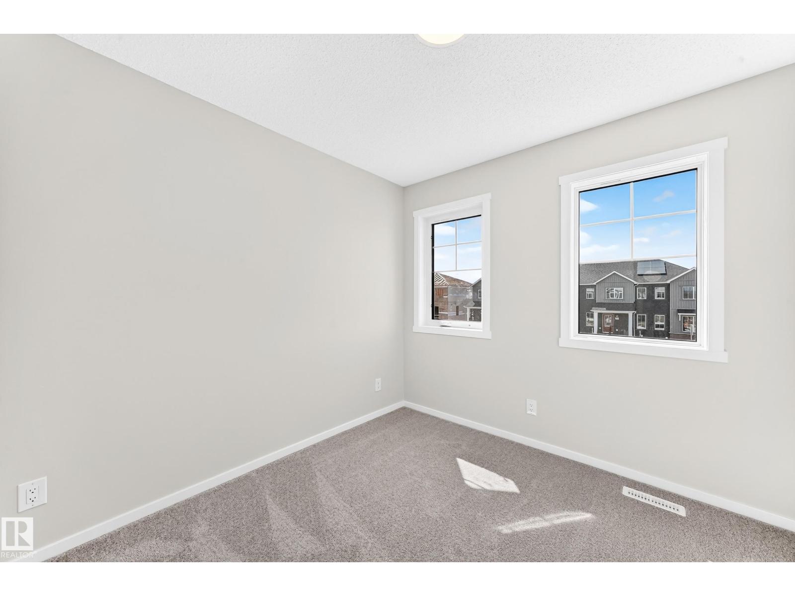 1061 Wolf Willow WY - 35