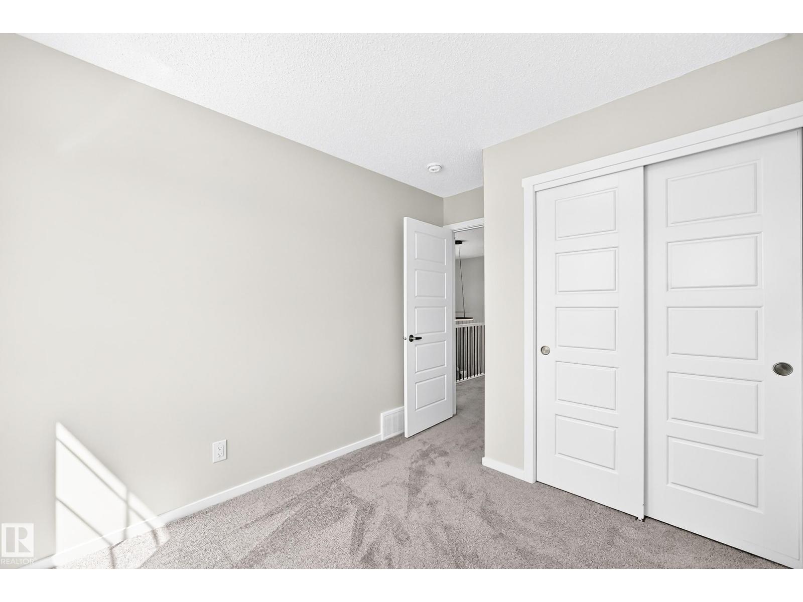 1061 Wolf Willow WY - 36