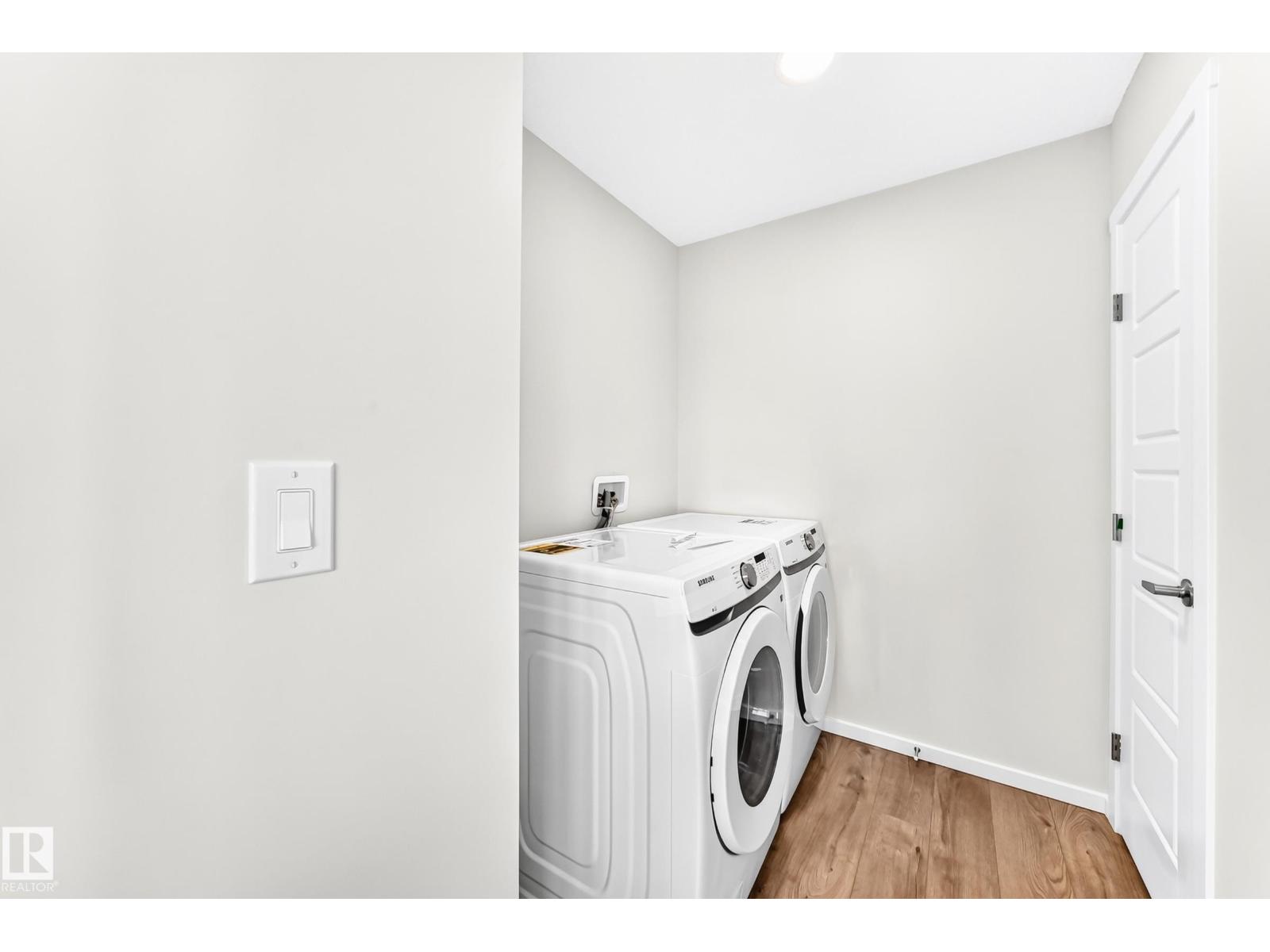 1061 Wolf Willow WY - 41