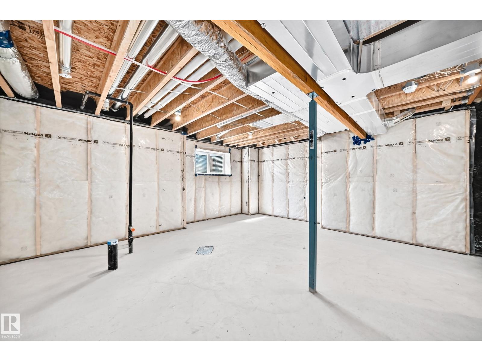 1061 Wolf Willow WY - 45
