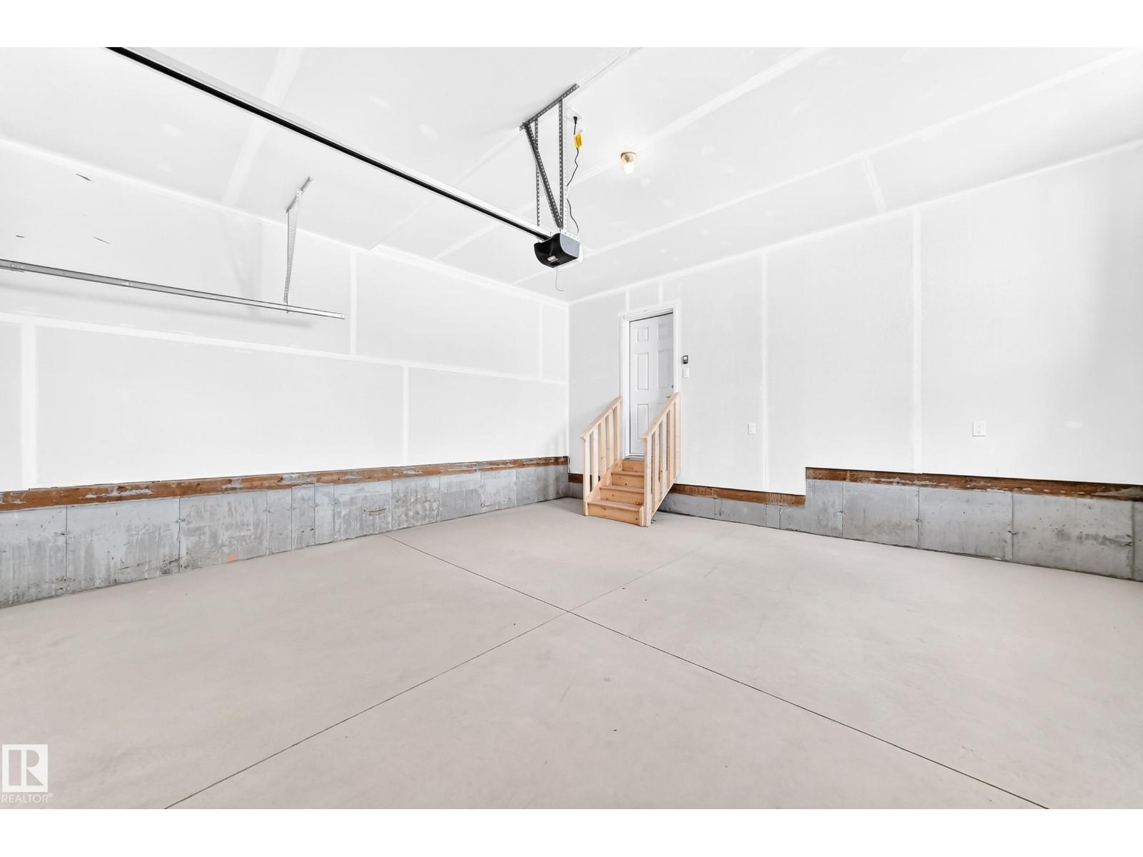 1061 Wolf Willow WY - 48