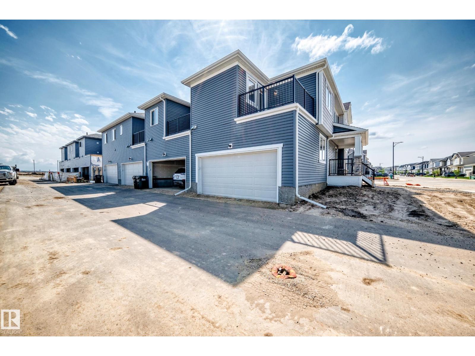 1061 Wolf Willow WY - 56