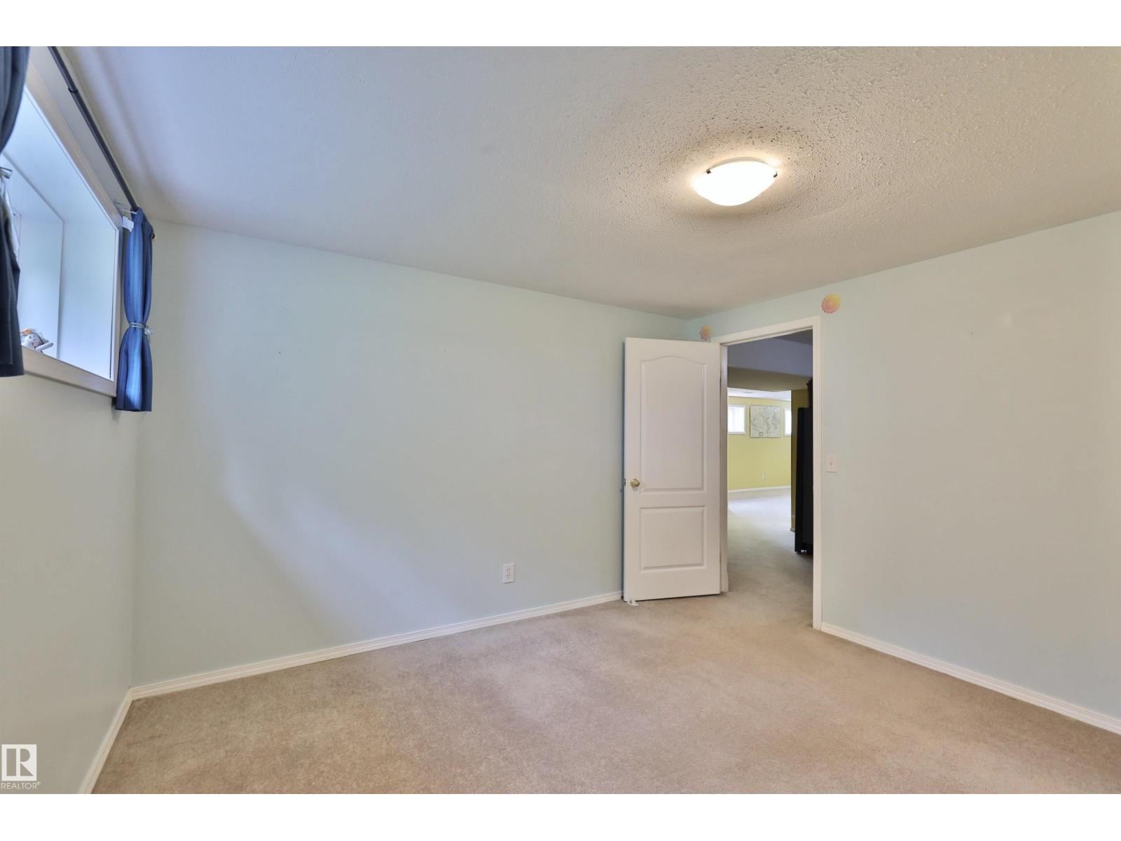6801 51 ST - 55