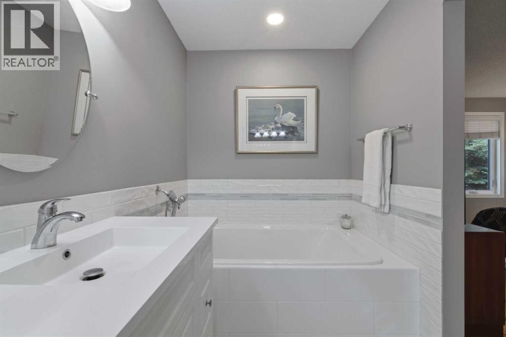 42 Douglasbank Gardens SE - 15