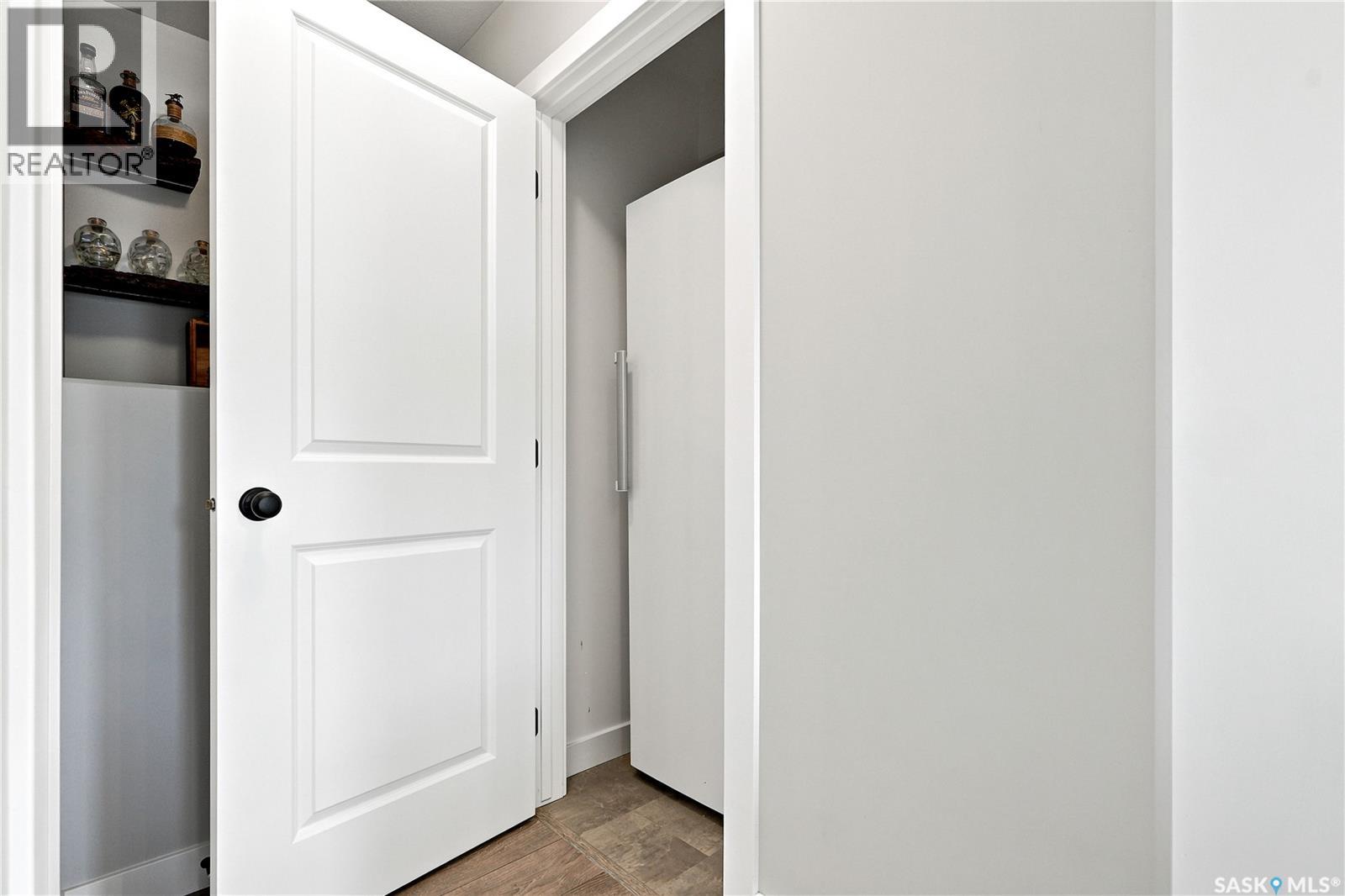 136 Thakur STREET - 15