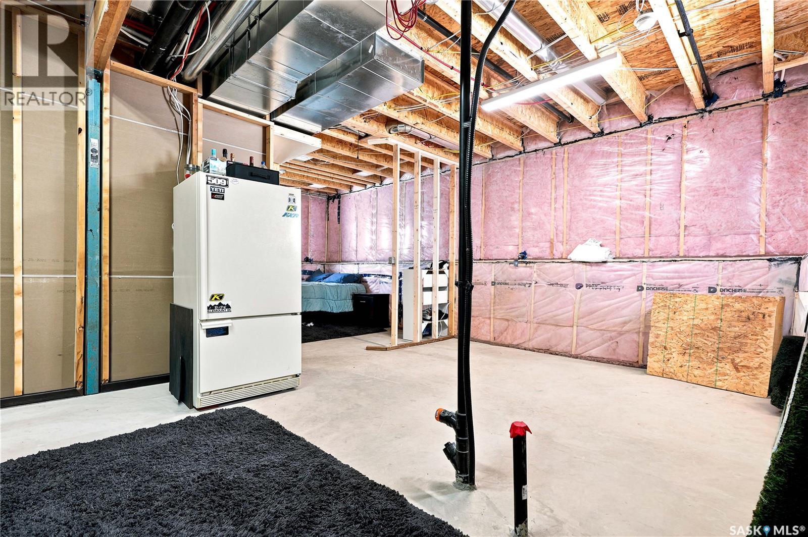 136 Thakur STREET - 34