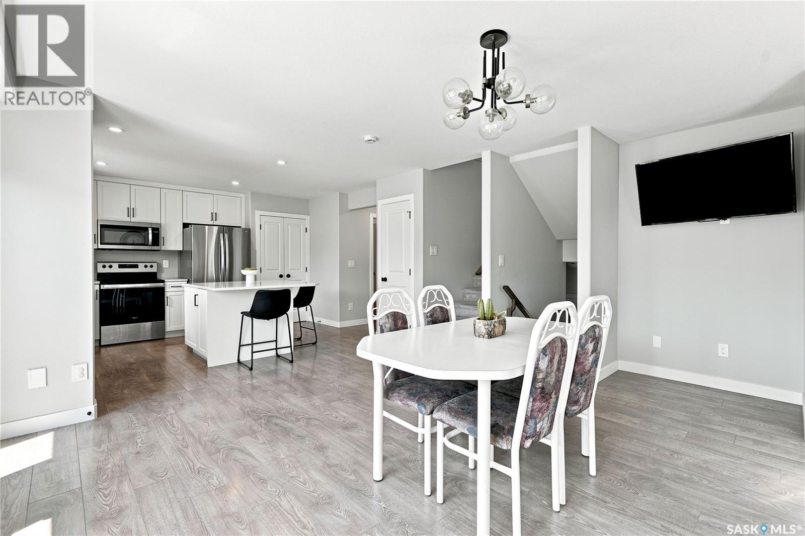 136 Thakur STREET - 5