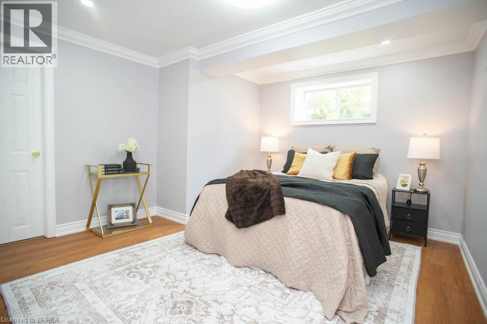 61 LESLIE Avenue - 28
