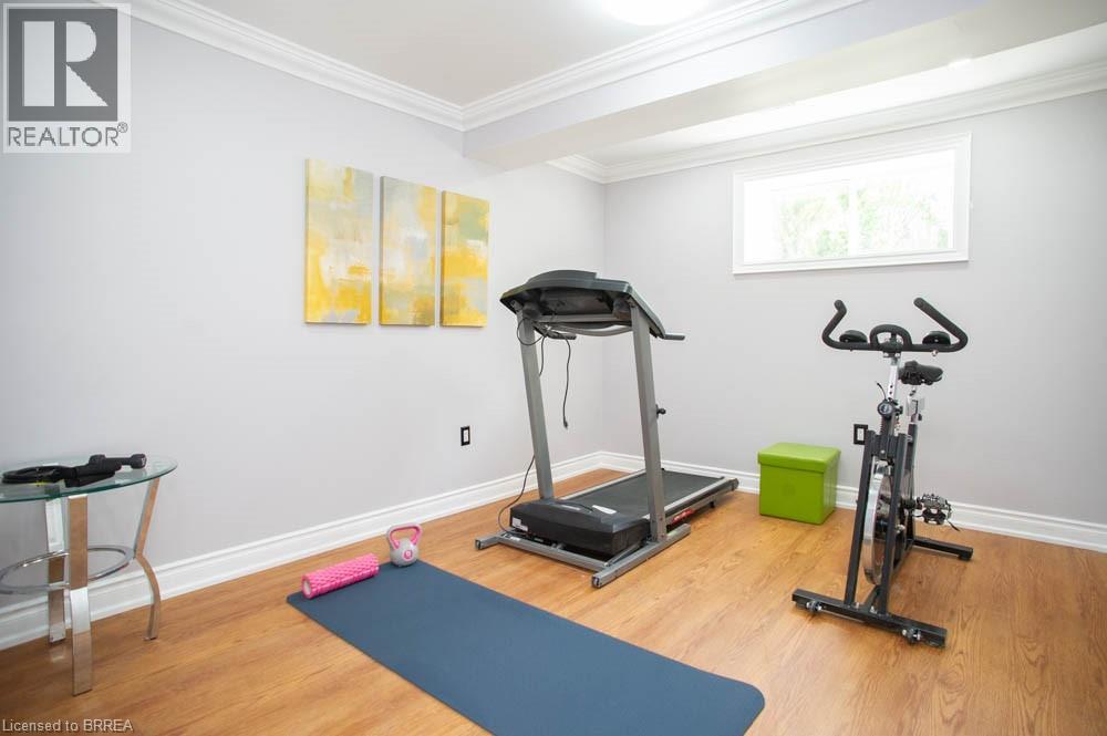 61 LESLIE Avenue - 30