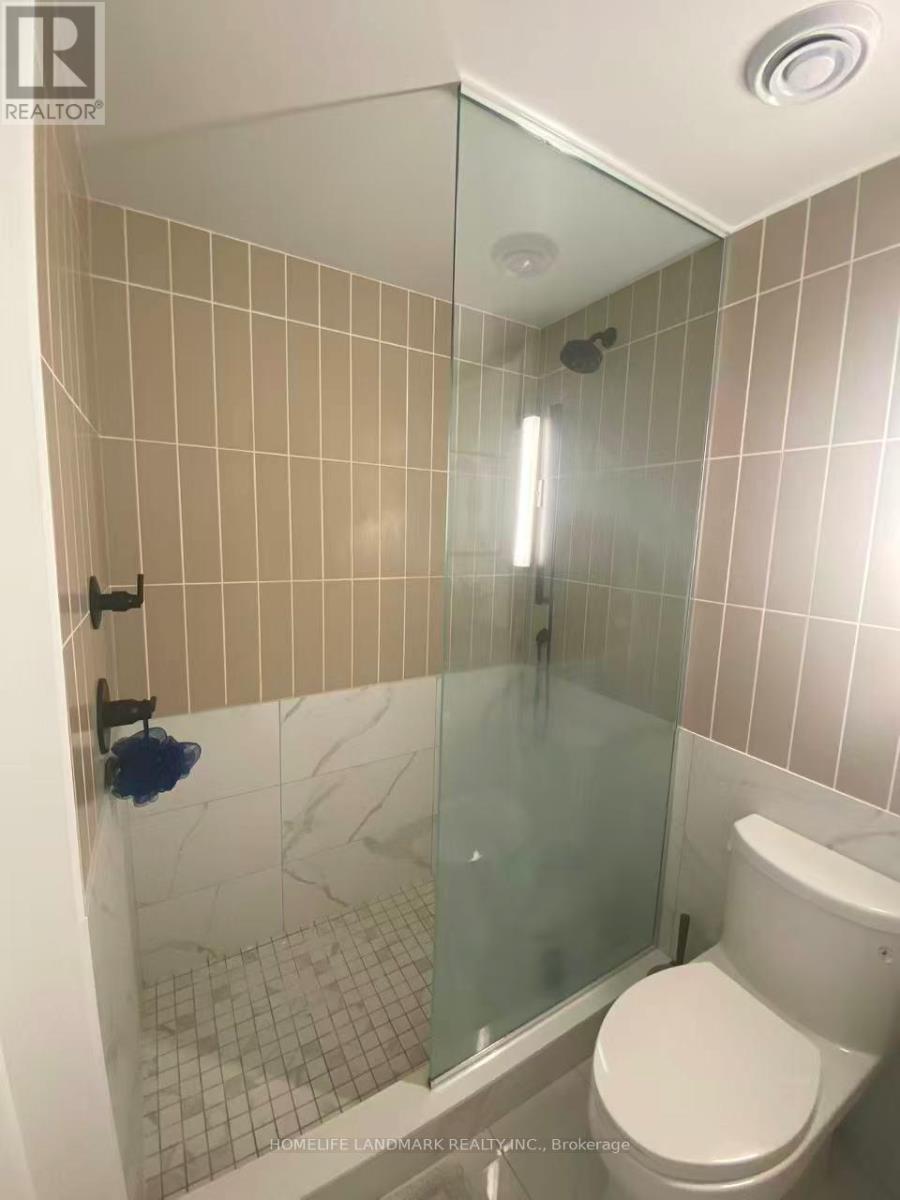 #703 327 KING STREET W - 17