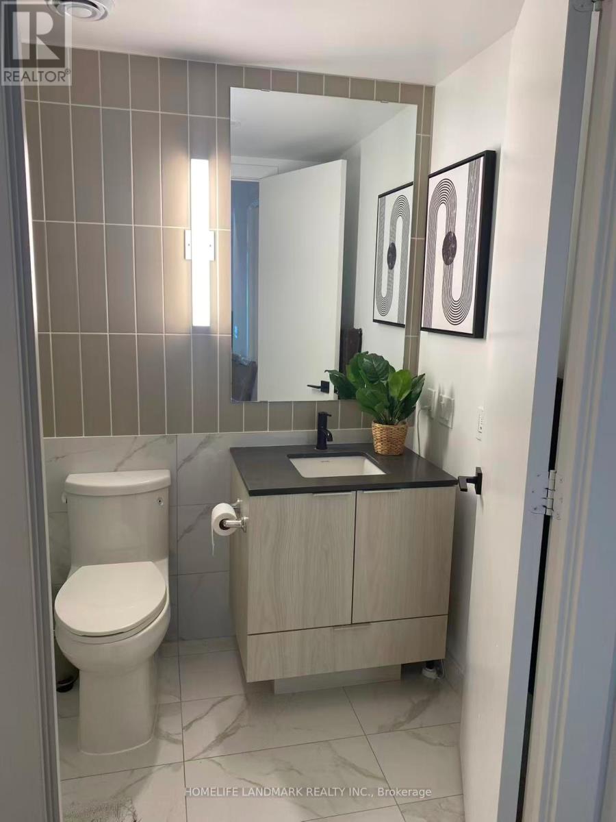 #703 327 KING STREET W - 18