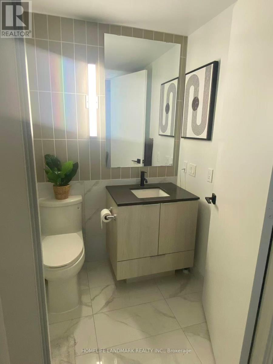 #703 327 KING STREET W - 16