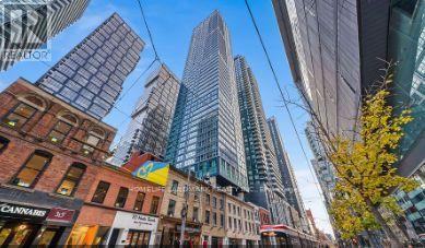 #703 327 KING STREET W - 23