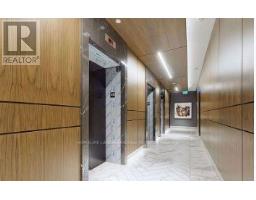 703 - 327 King Street W, Toronto, ON M5V0W7 Photo 7