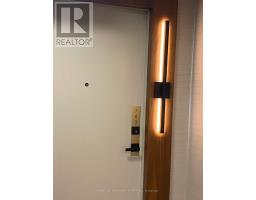 703 - 327 King Street W, Toronto, ON M5V0W7 Photo 8