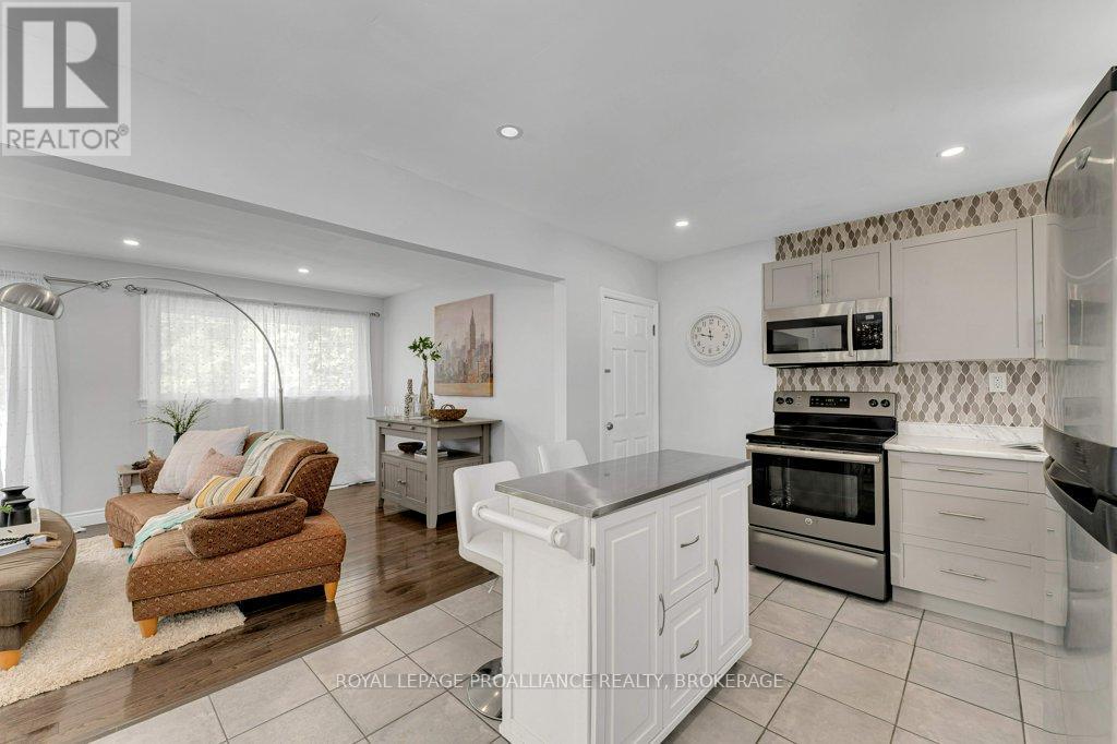 168 AVENUE ROAD - 10