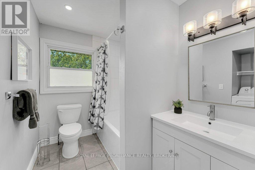 168 AVENUE ROAD - 20