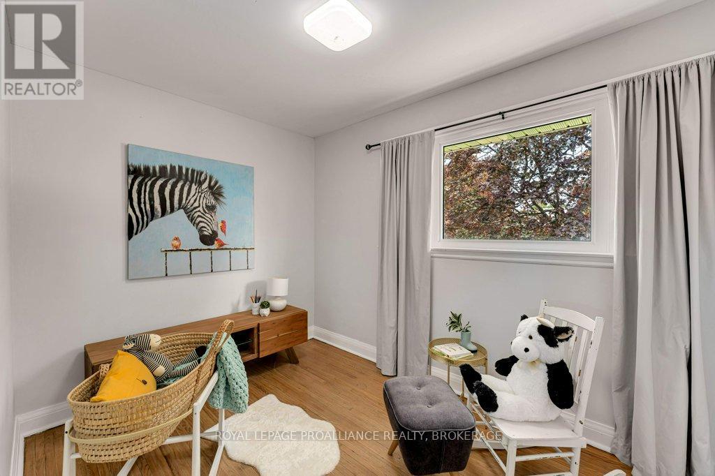 168 AVENUE ROAD - 15