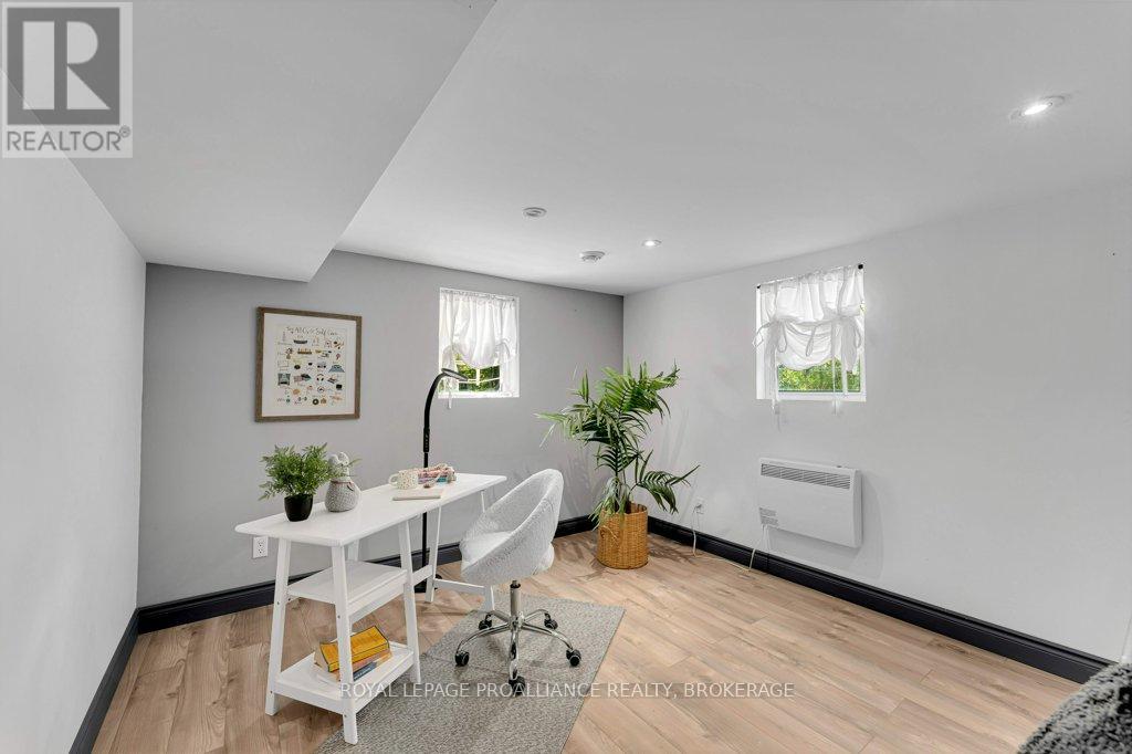 168 AVENUE ROAD - 38