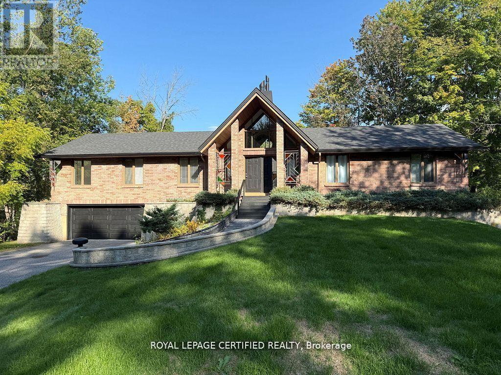 103 SIBBALD CRESCENT - 1