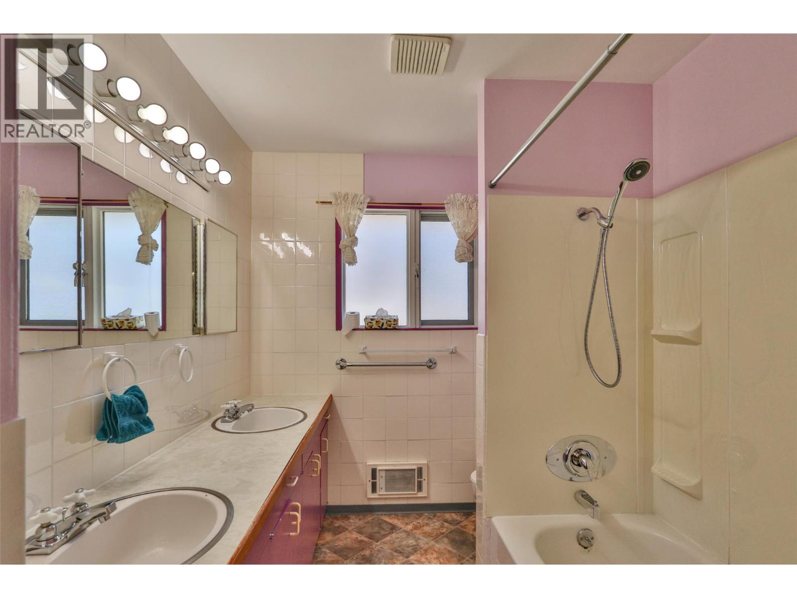7021 87th Street - 23