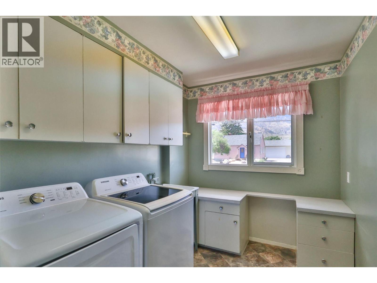 7021 87th Street - 25