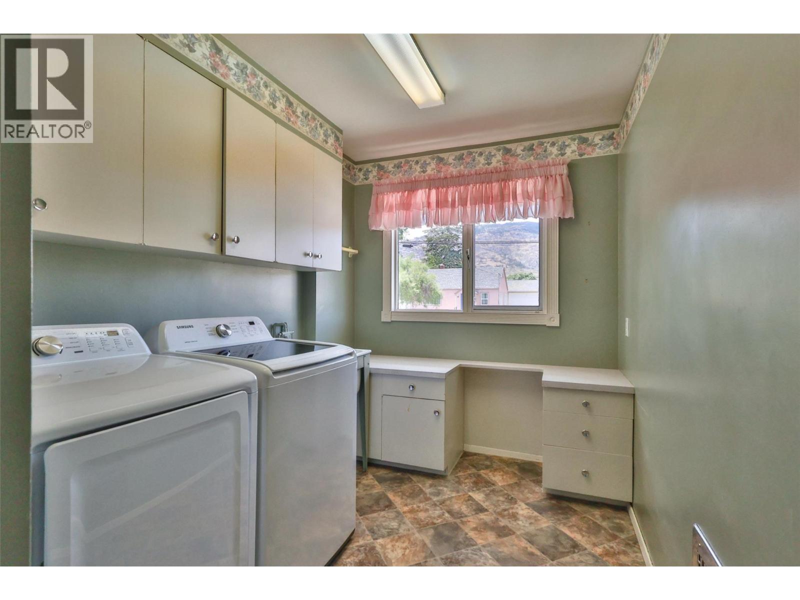 7021 87th Street - 37