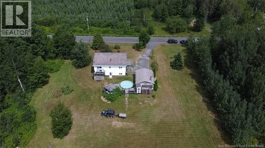 4333 Nicholas-Denys Road - 16