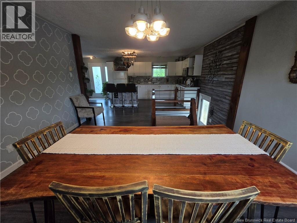 4333 Nicholas-Denys Road - 20