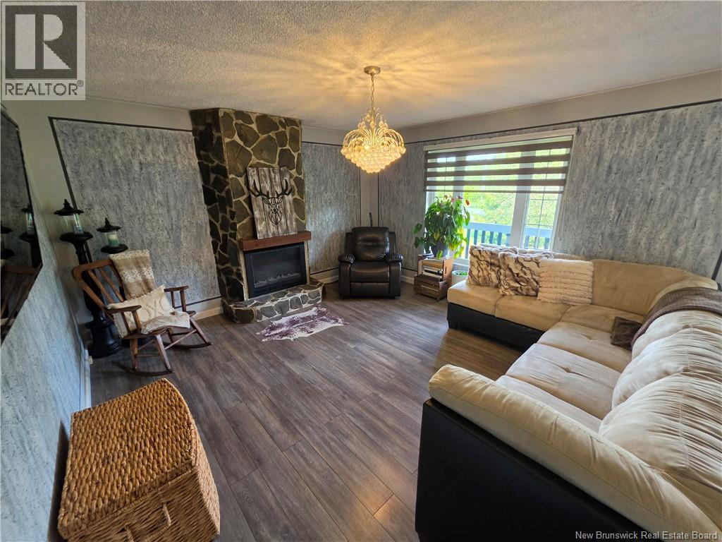 4333 Nicholas-Denys Road - 29