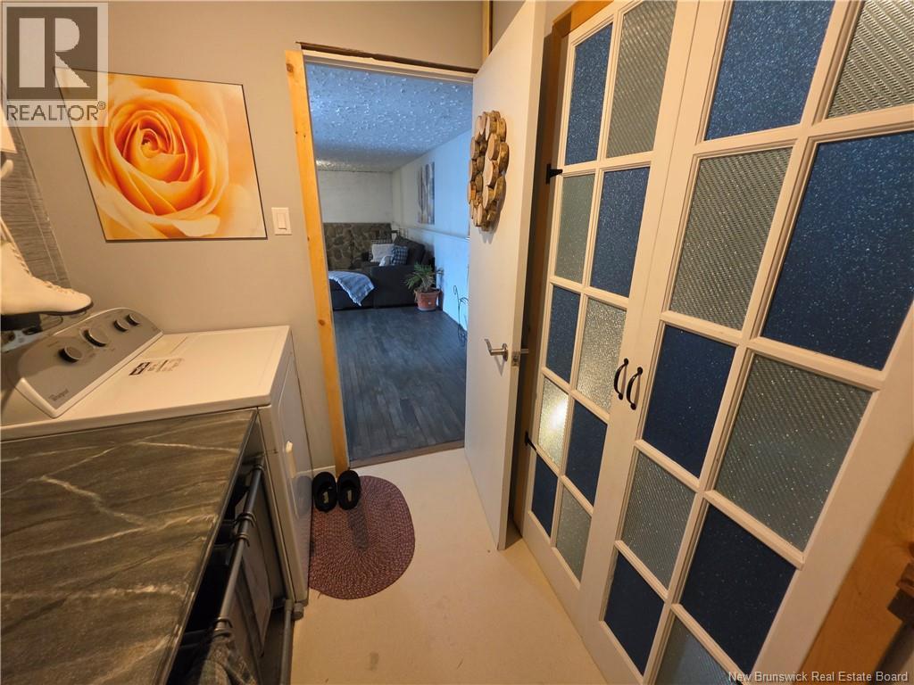 4333 Nicholas-Denys Road - 50