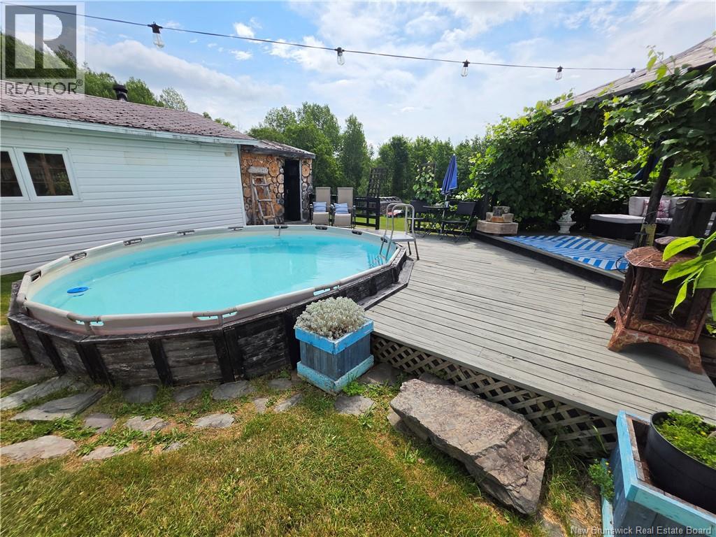 4333 Nicholas-Denys Road - 9