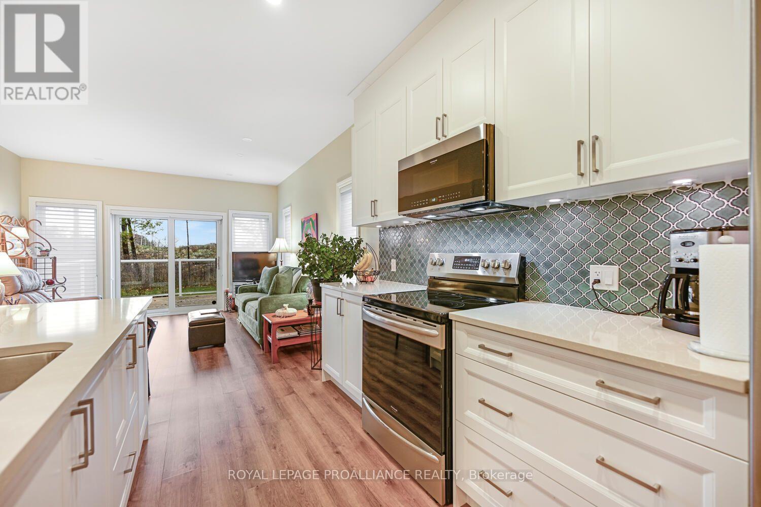 57 A CENTRE STREET - 22