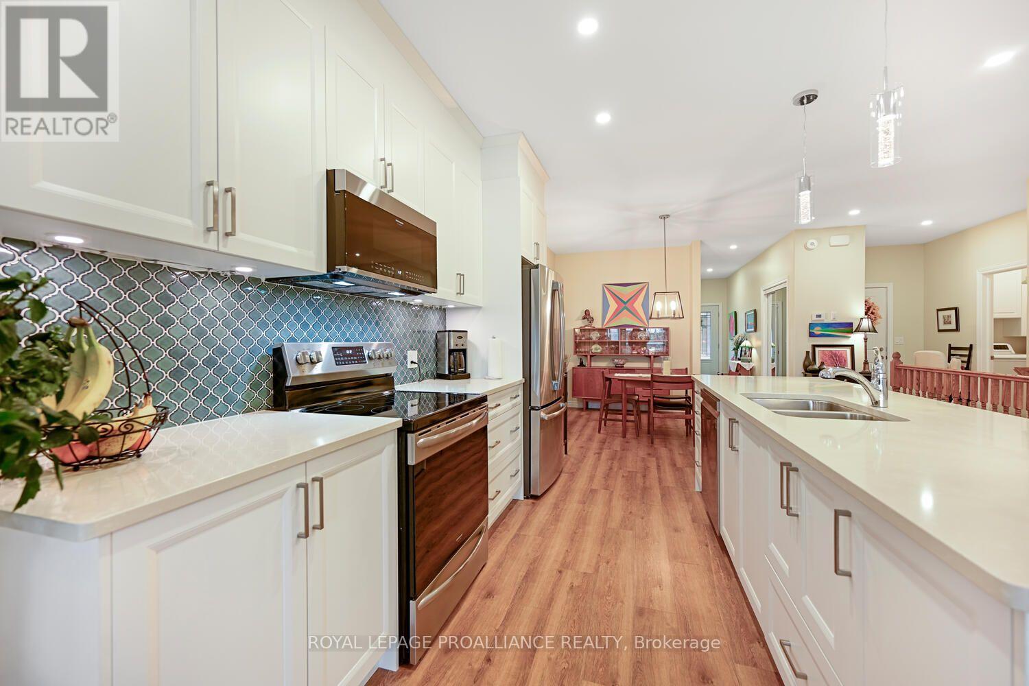 57 A CENTRE STREET - 23