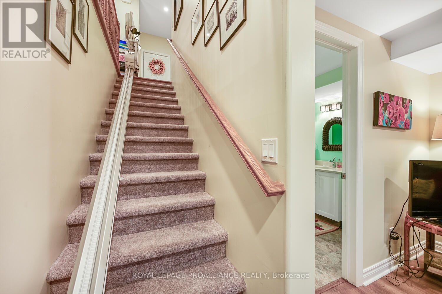 57 A CENTRE STREET - 35