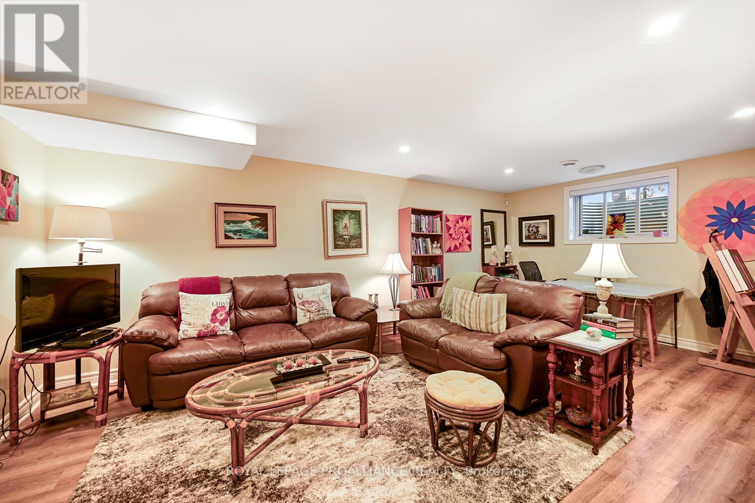 57 A CENTRE STREET - 36