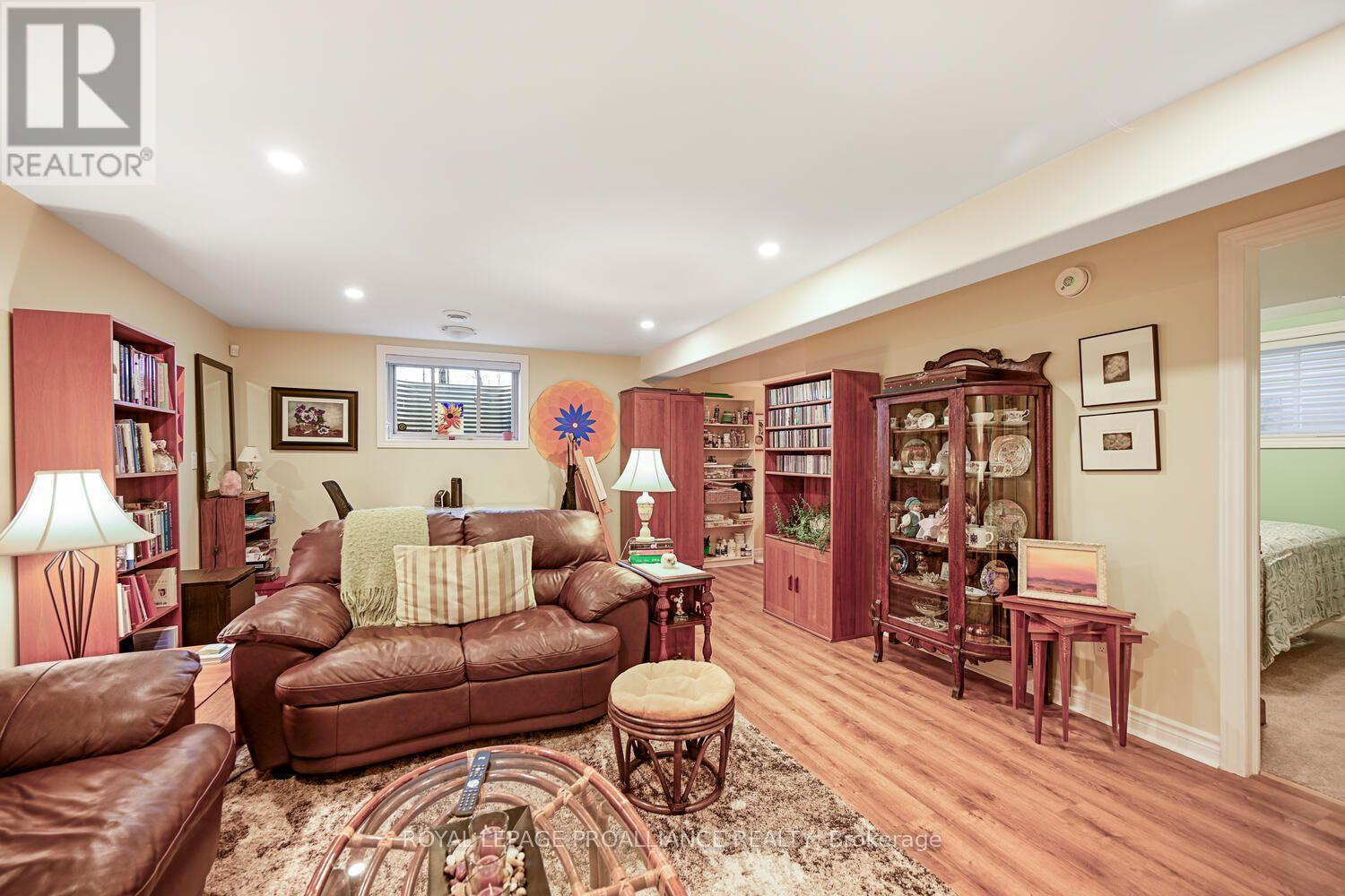 57 A CENTRE STREET - 37