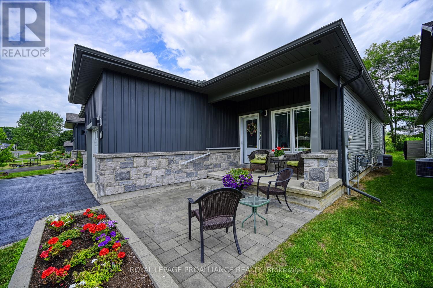 57 A CENTRE STREET - 4