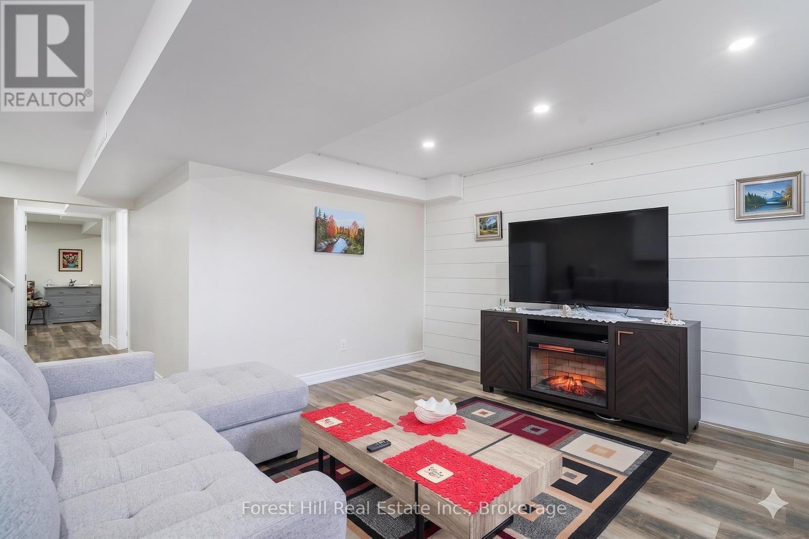 29 DILLON DRIVE - 22