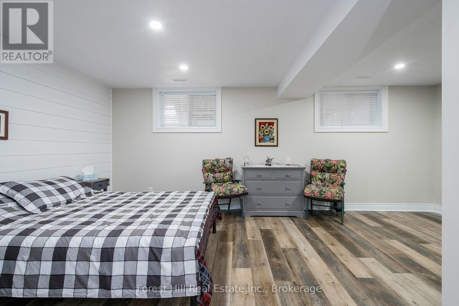 29 DILLON DRIVE - 23