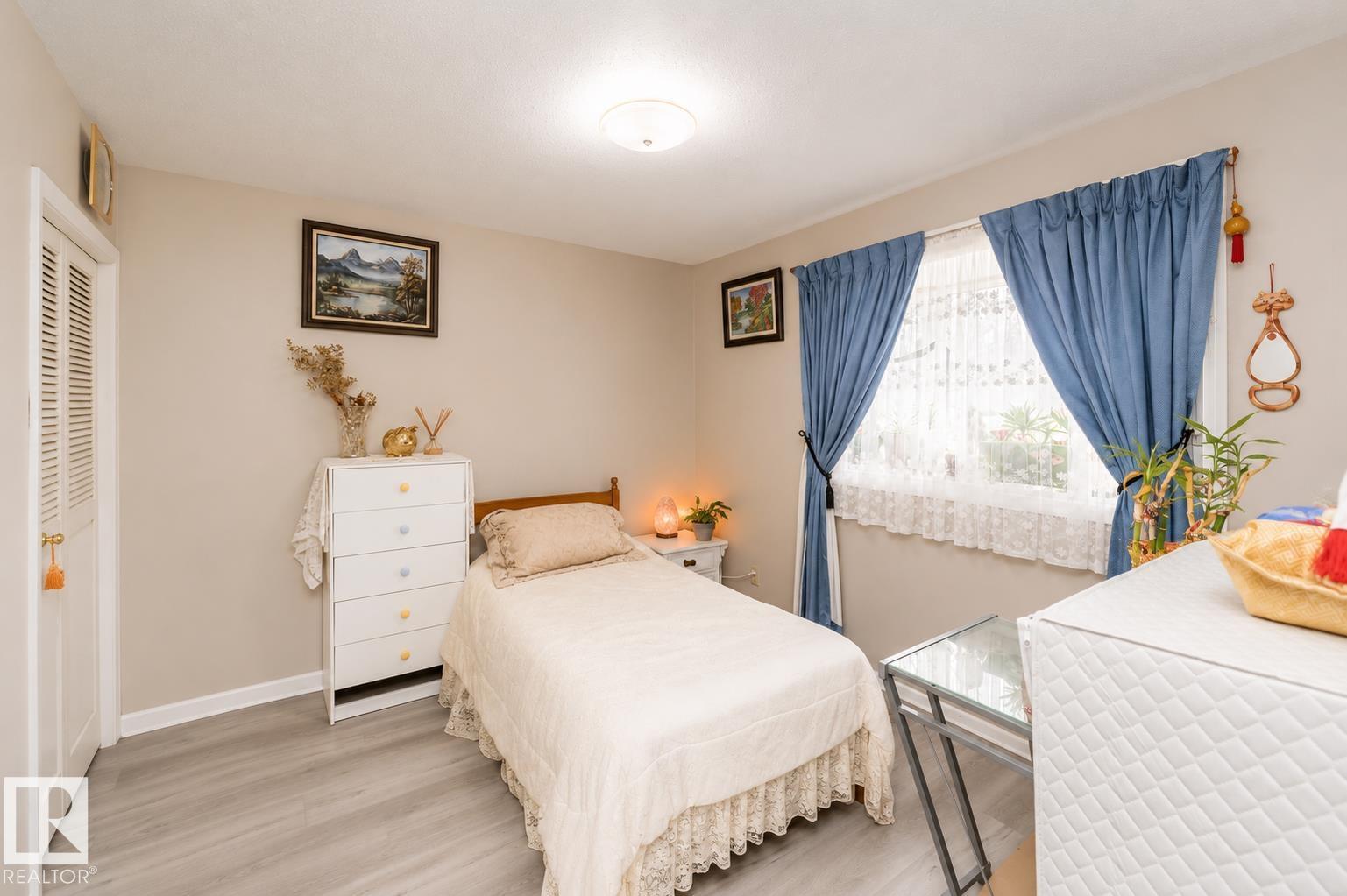11539 40 AV NW - 11