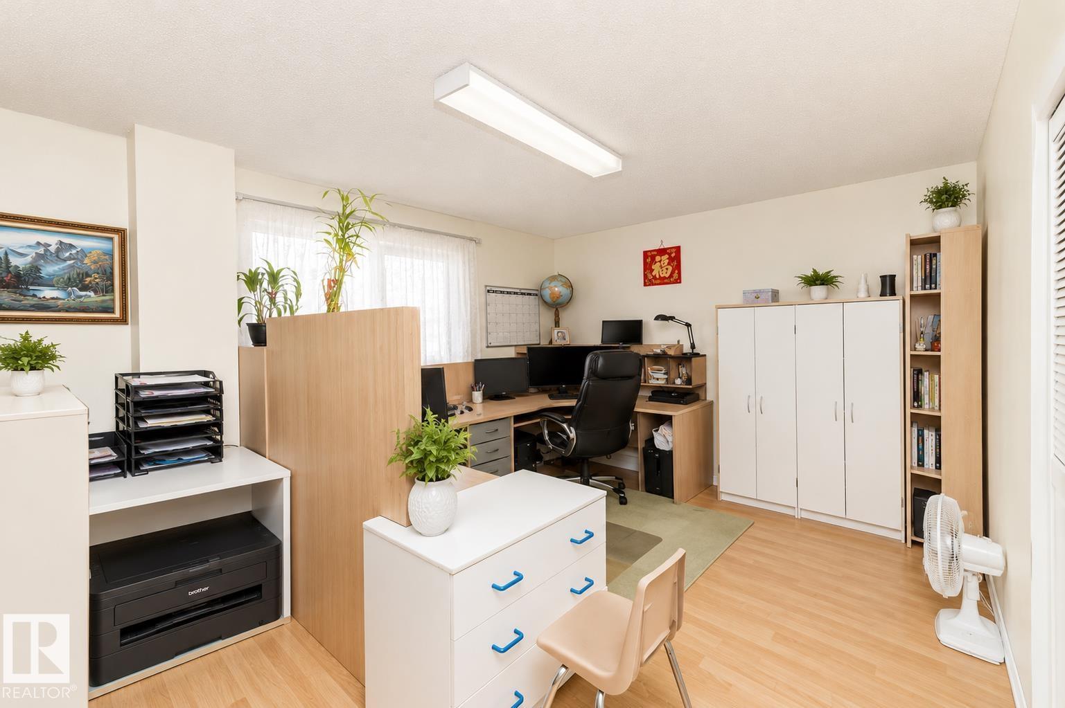 11539 40 AV NW - 15