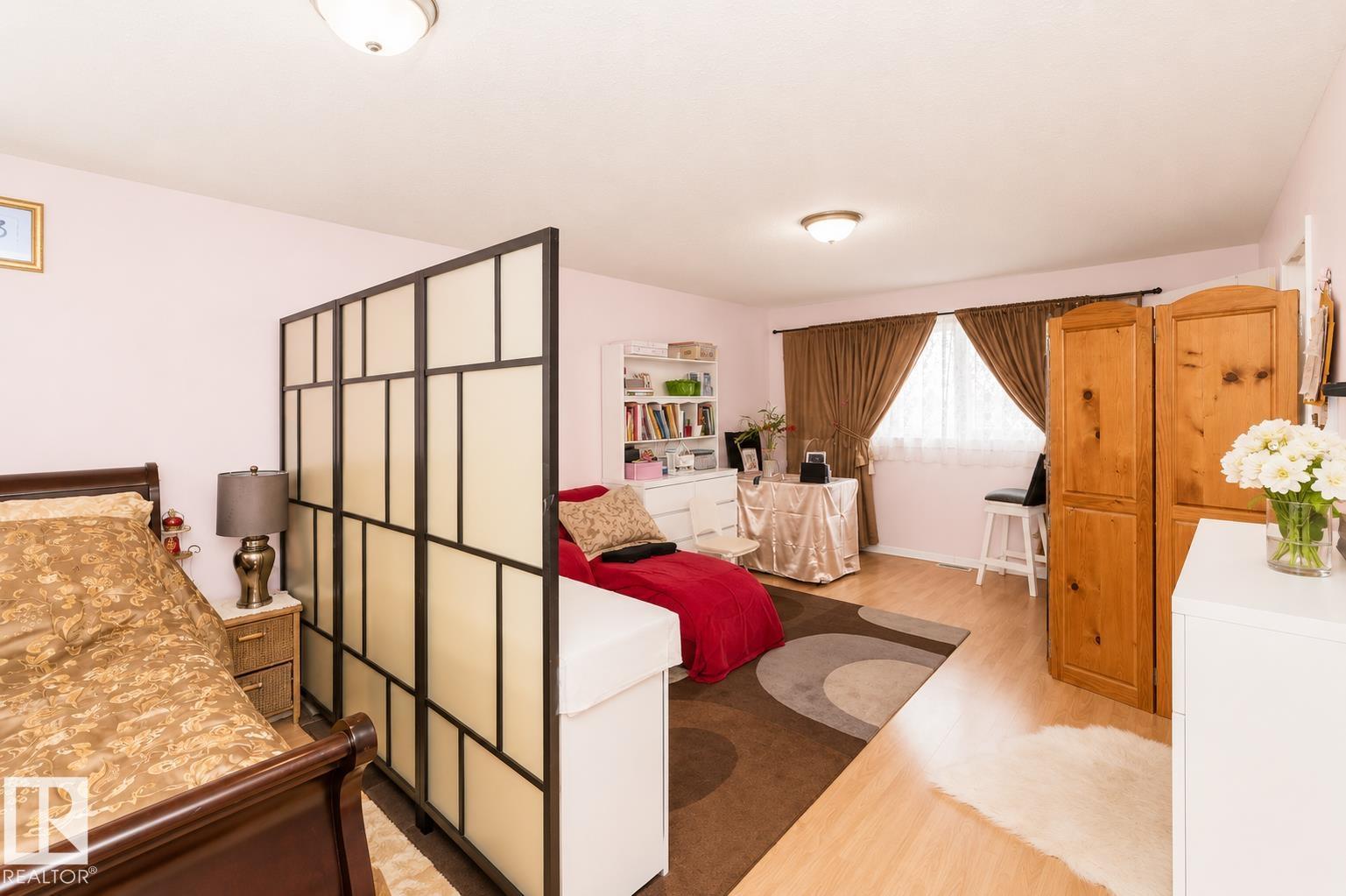 11539 40 AV NW - 16