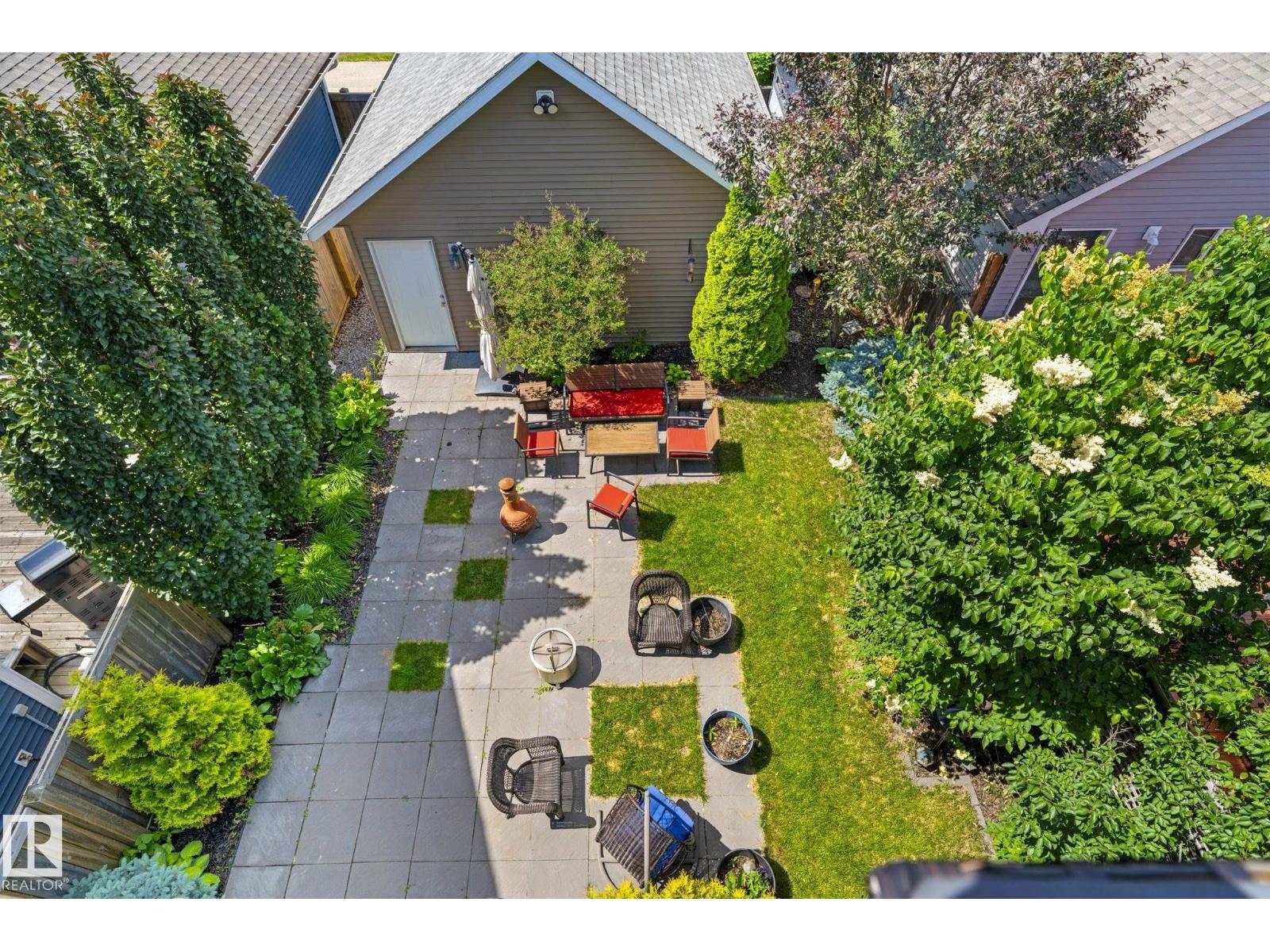 2028 74 ST SW - 42