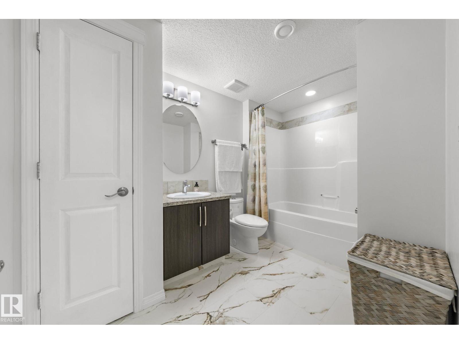 2028 74 ST SW - 46