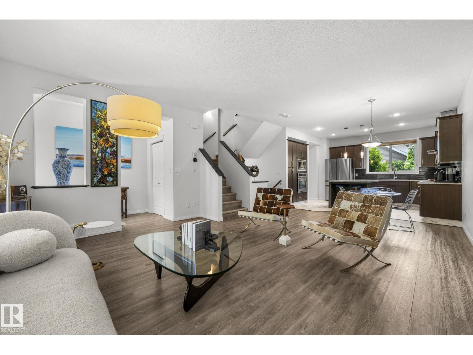 2028 74 ST SW - 20