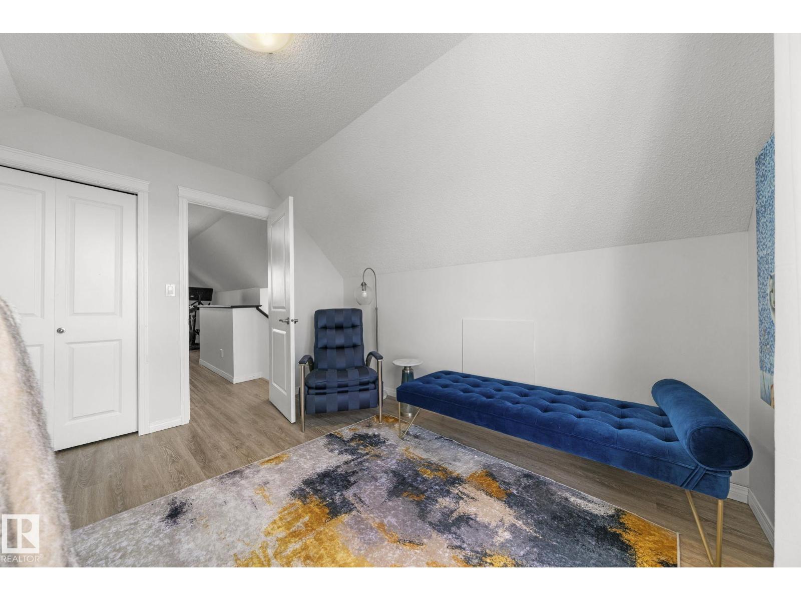 2028 74 ST SW - 40