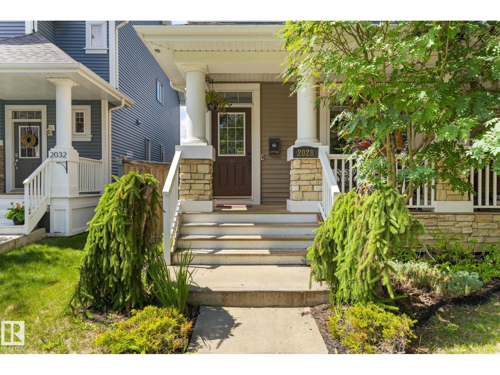 2028 74 ST SW - 5
